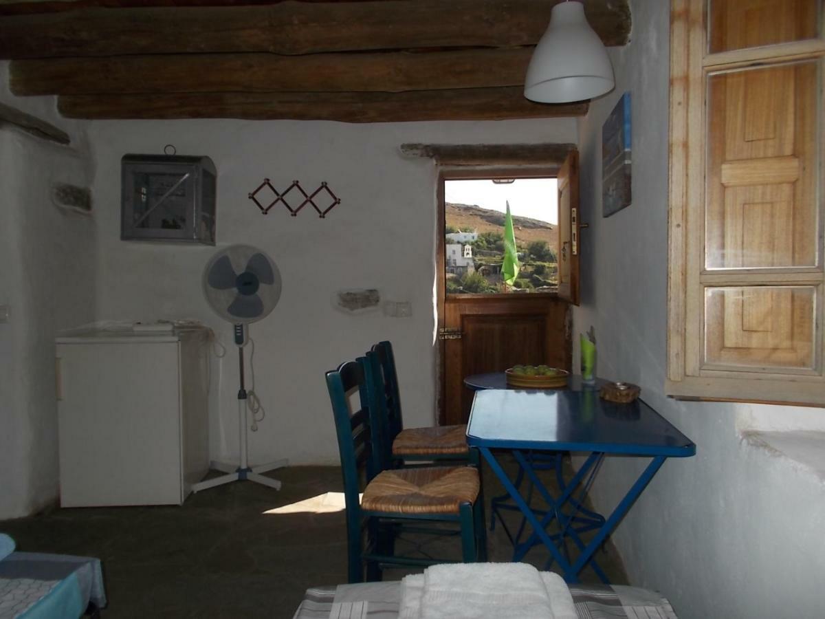 Pitrofos Cyclades Olive Museum'S Guest House מראה חיצוני תמונה