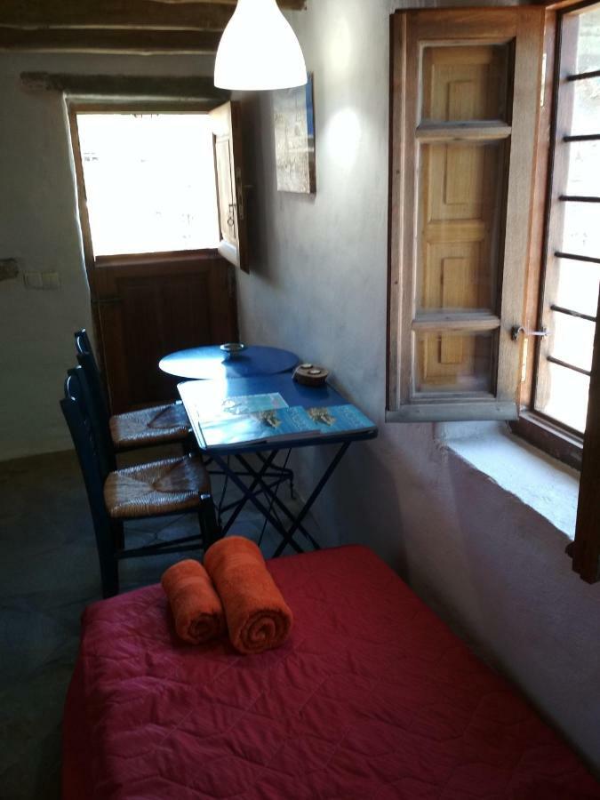 Pitrofos Cyclades Olive Museum'S Guest House מראה חיצוני תמונה