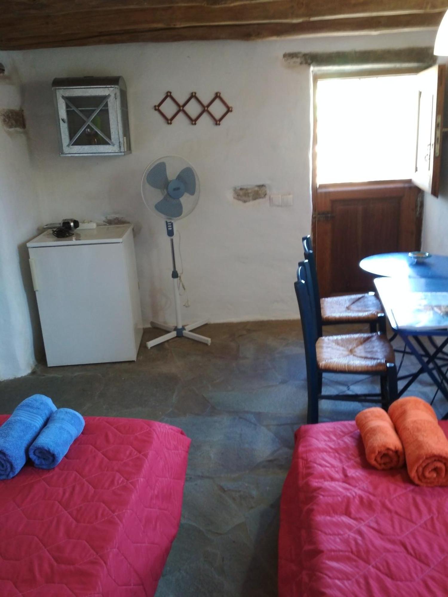 Pitrofos Cyclades Olive Museum'S Guest House מראה חיצוני תמונה