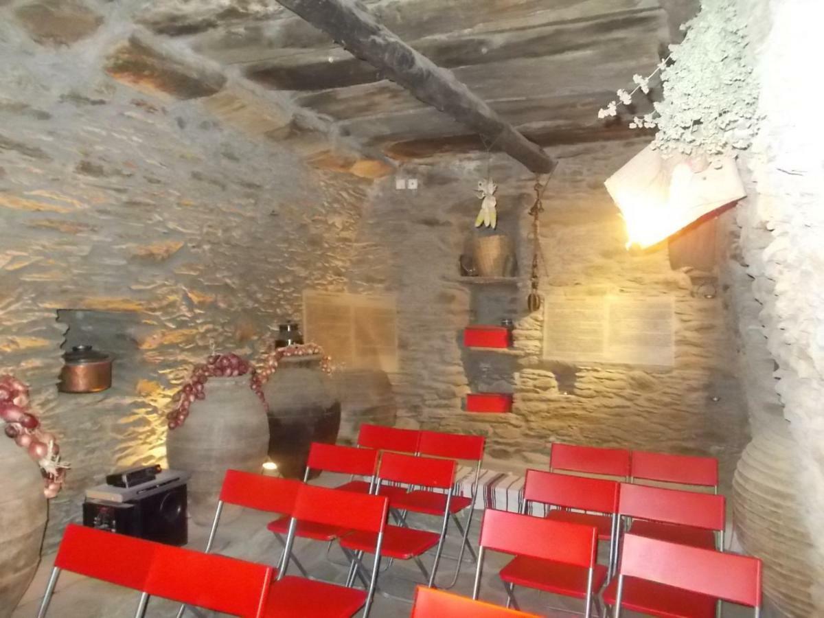 Pitrofos Cyclades Olive Museum'S Guest House מראה חיצוני תמונה