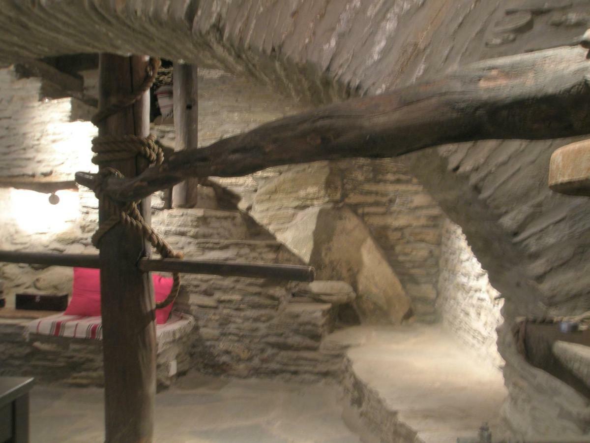 Pitrofos Cyclades Olive Museum'S Guest House מראה חיצוני תמונה