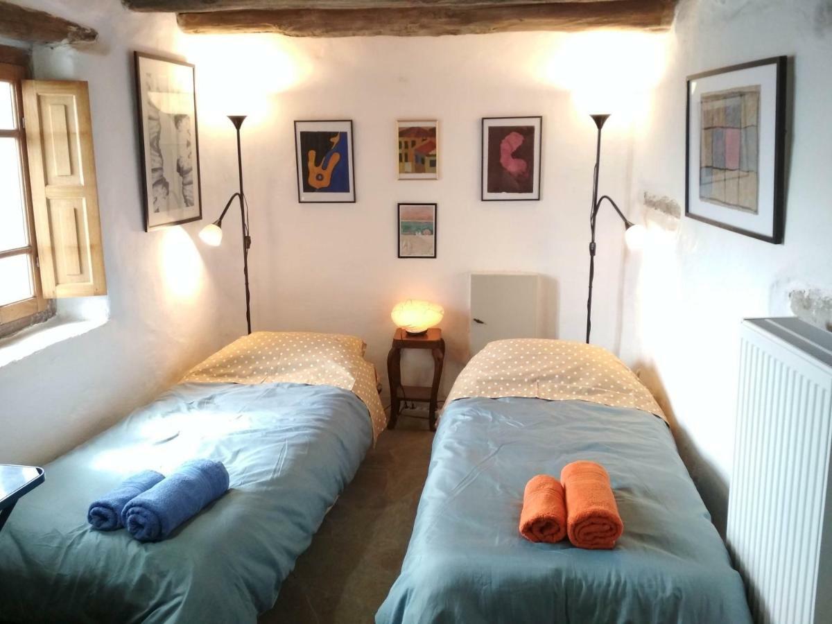 Pitrofos Cyclades Olive Museum'S Guest House מראה חיצוני תמונה